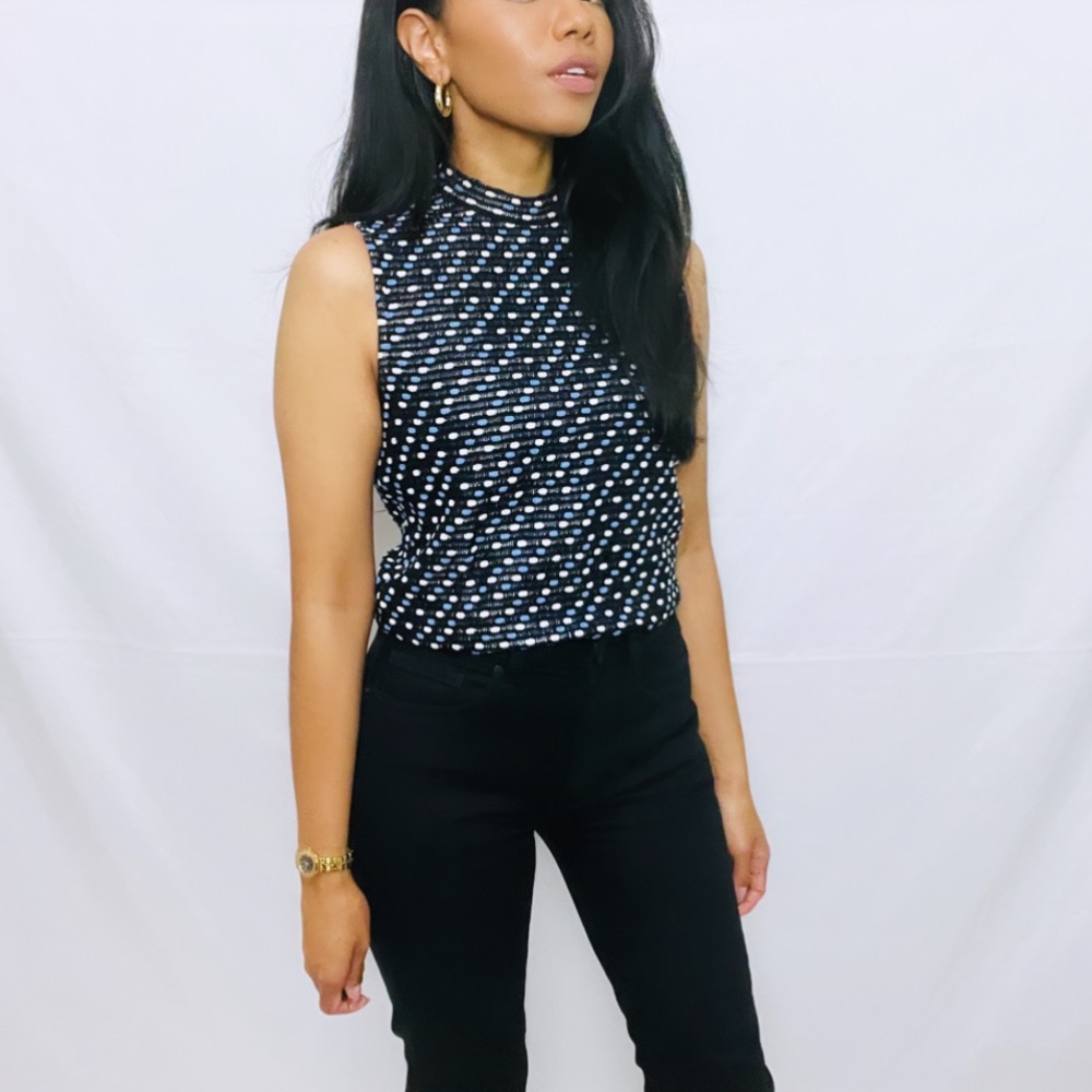 St. John | Knit Mock Neck Sleeveless Top - Picture 8 of 8